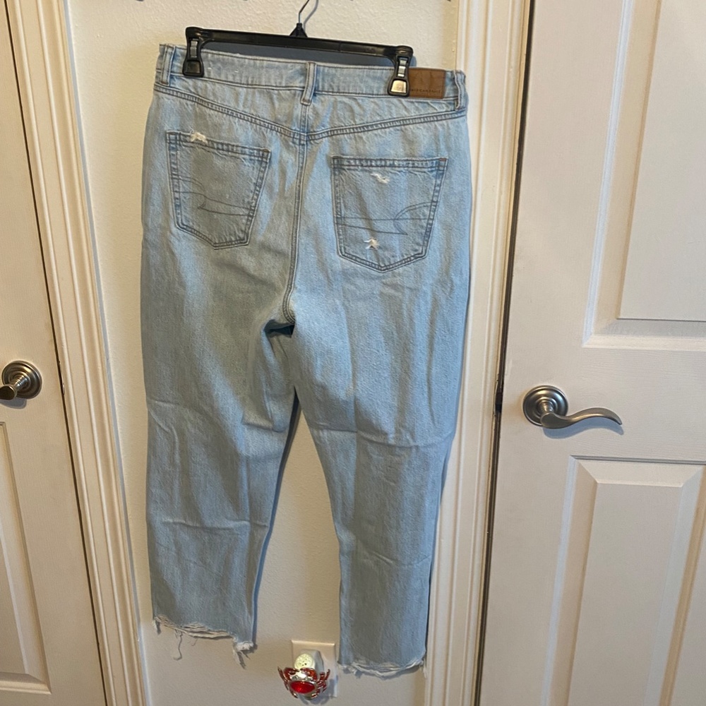 American Eagle Mom Jeans - Picture 4 of 4
